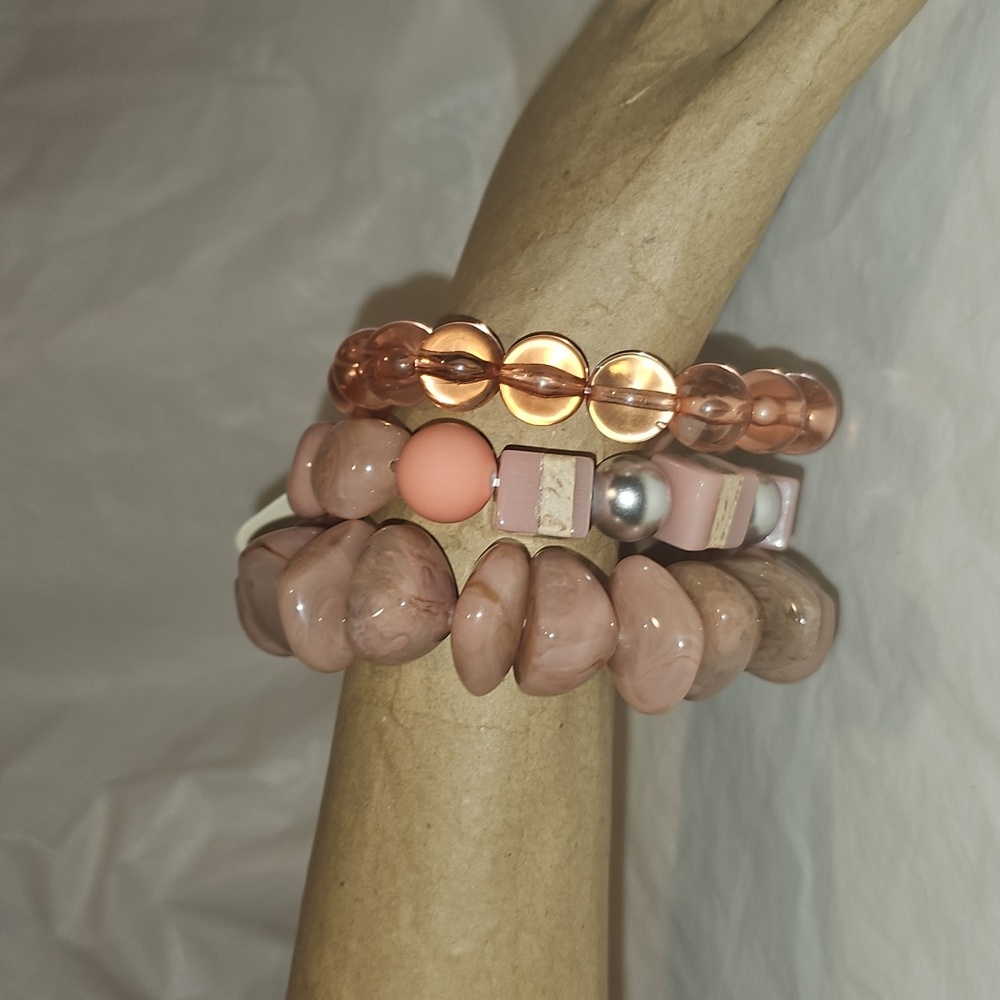 Cato Pinks, Silver Tone Beaded Stretch Bracelets Nickel Free New